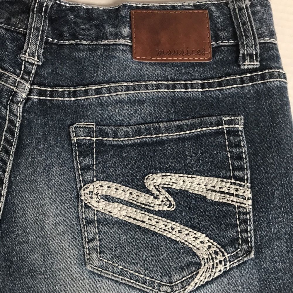 MAURICES Curvy Distressed Flare Jeans‎ Juniors Womens 5/6 Wide Leg Stretch Denim